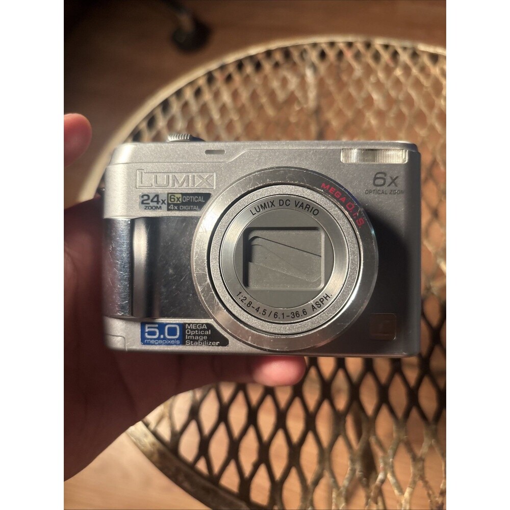 Panasonic LUMIX DMC-LZ2 5.0MP Digital Camera 6x Optical Zoom Tested Works